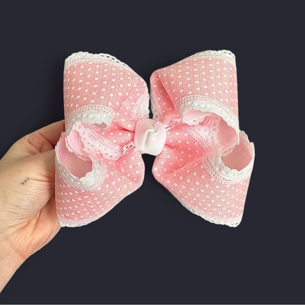 Pink Polka Dot Lace smocked bow